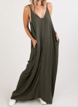 Load image into Gallery viewer, Augusta Pocketed Maxi Dress (Olive)

