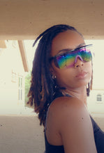 Load image into Gallery viewer, Venus Sunglasses
